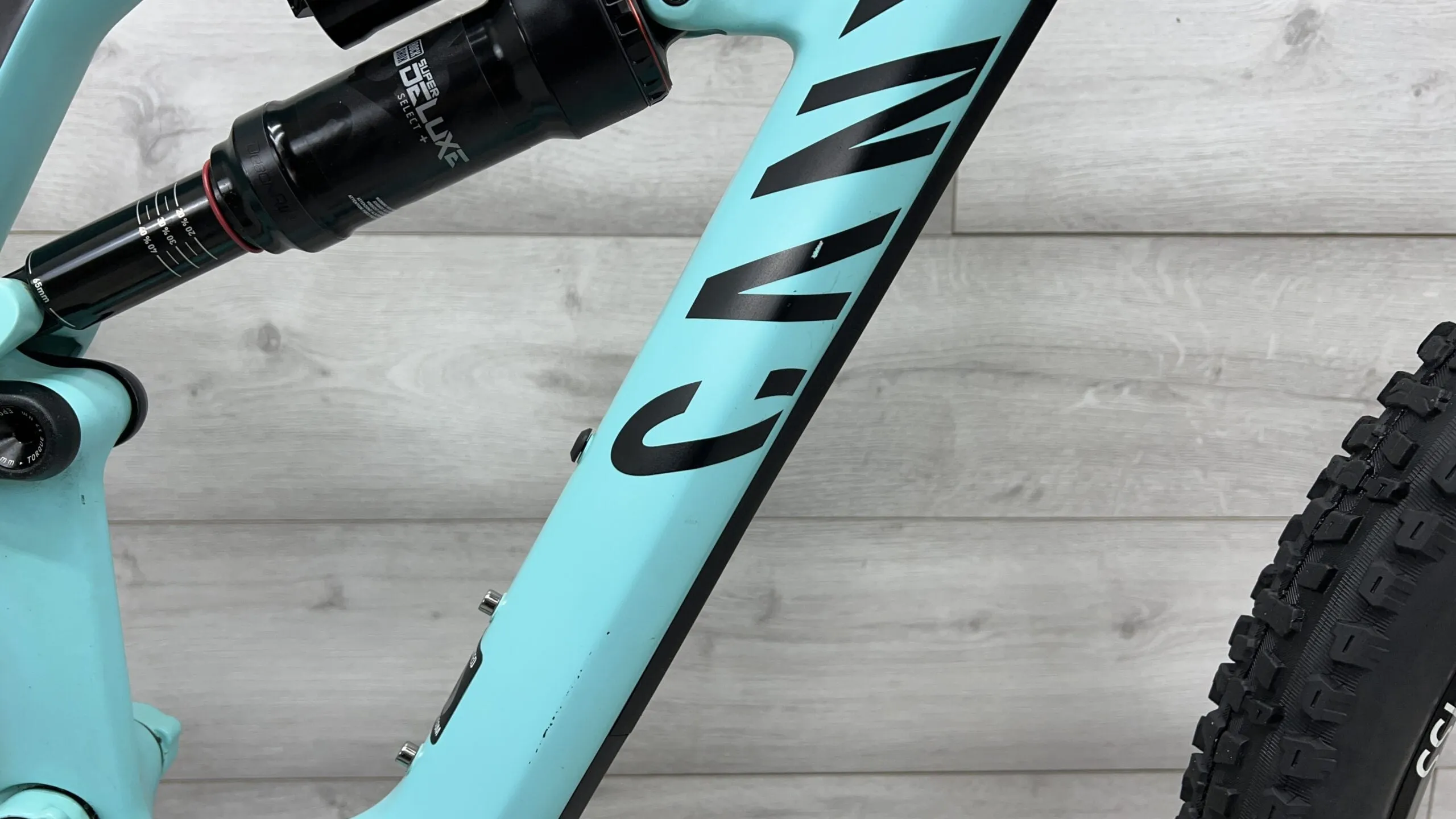 2020 Canyon Spectral CF 7.0  Mountain Bike - Medium