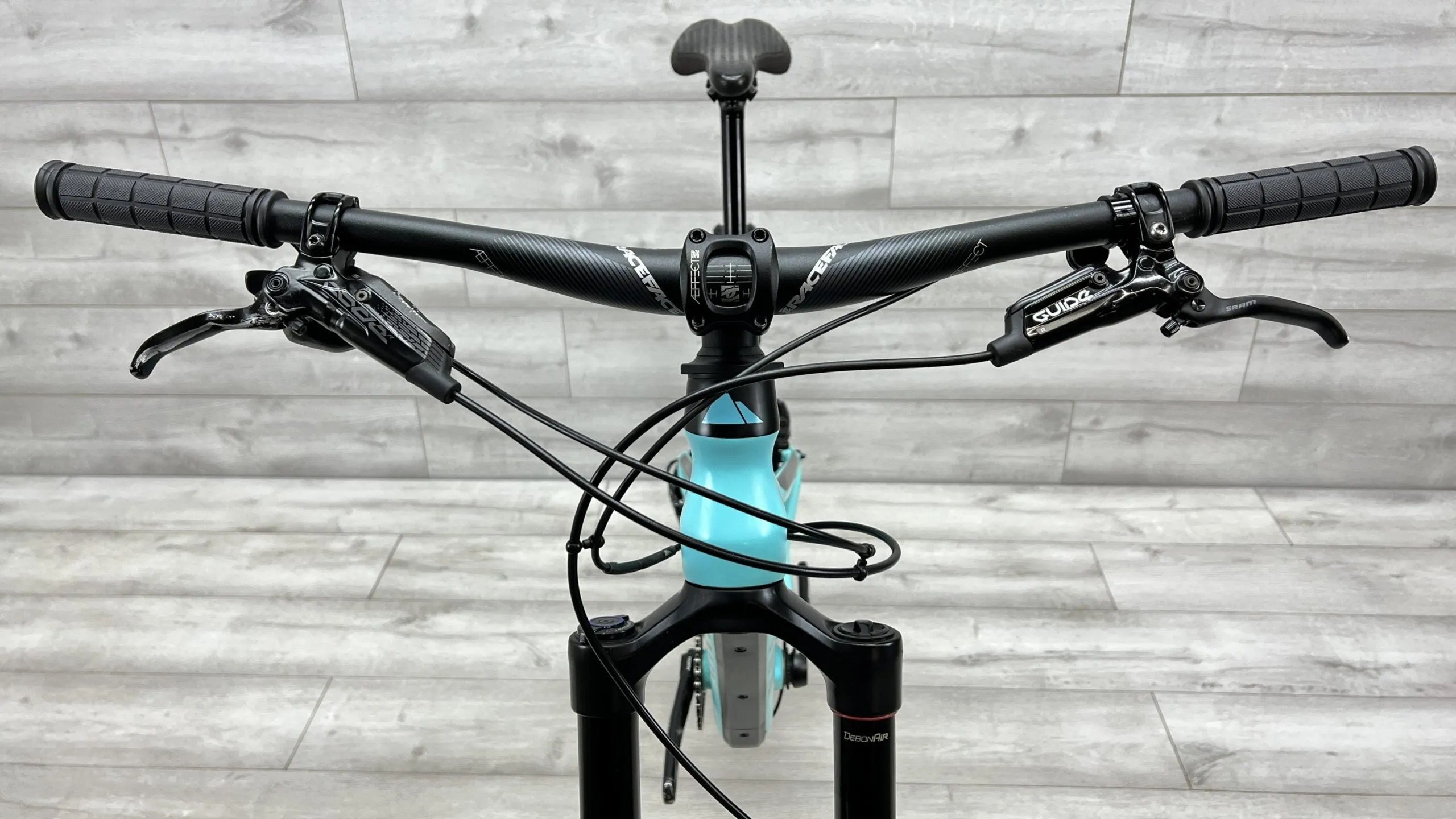 2020 Canyon Spectral CF 7.0  Mountain Bike - Medium