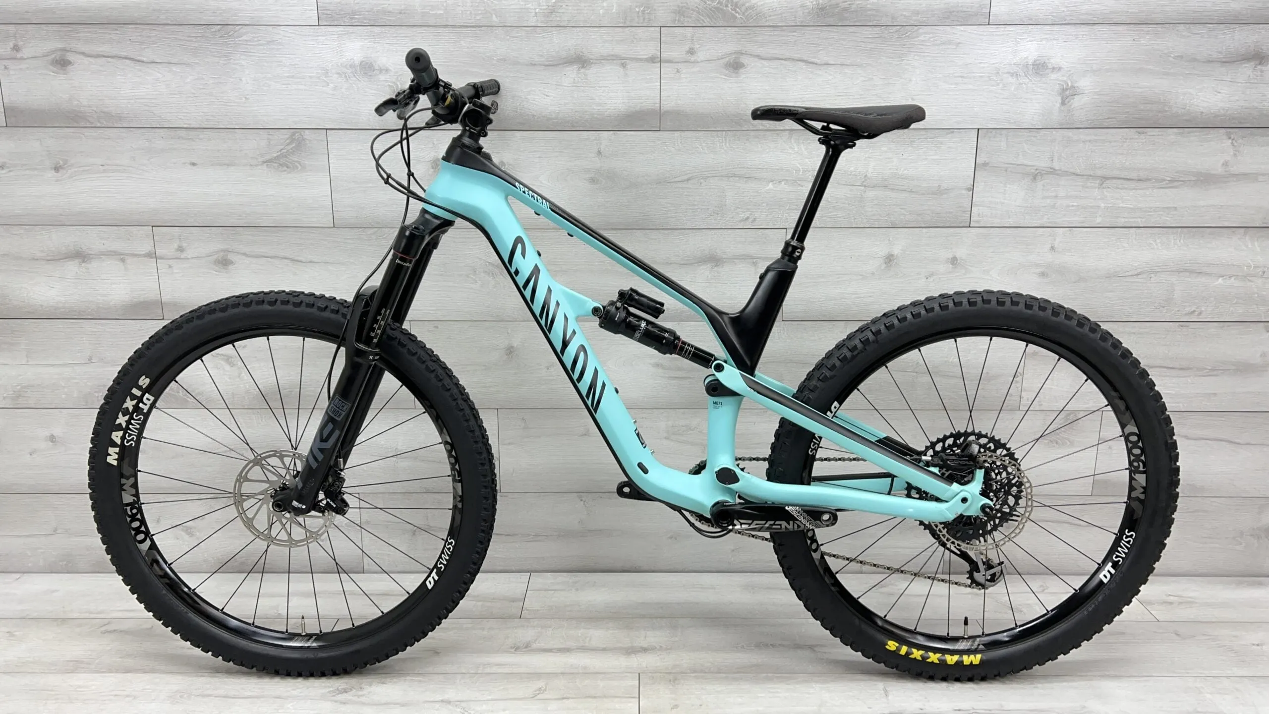 2020 Canyon Spectral CF 7.0  Mountain Bike - Medium