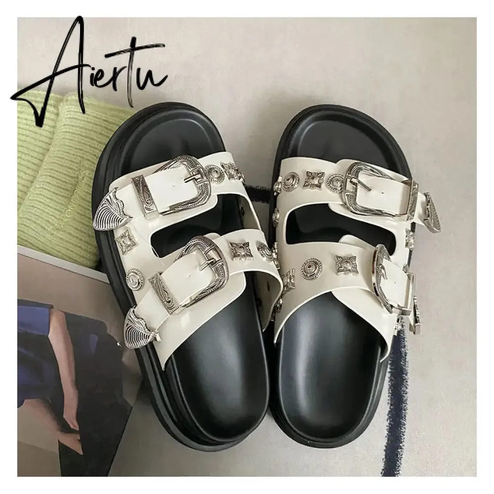 Aiertu  Women Slip-On Punk Mules Slippers Thick Sole Metal Rivet Decoration Cool Street Clogs Round Toe Casual Rome Beach Sandals Slides