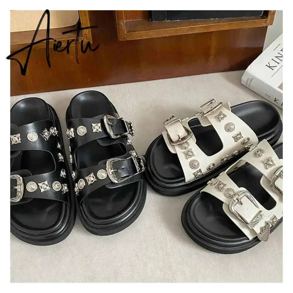 Aiertu  Women Slip-On Punk Mules Slippers Thick Sole Metal Rivet Decoration Cool Street Clogs Round Toe Casual Rome Beach Sandals Slides