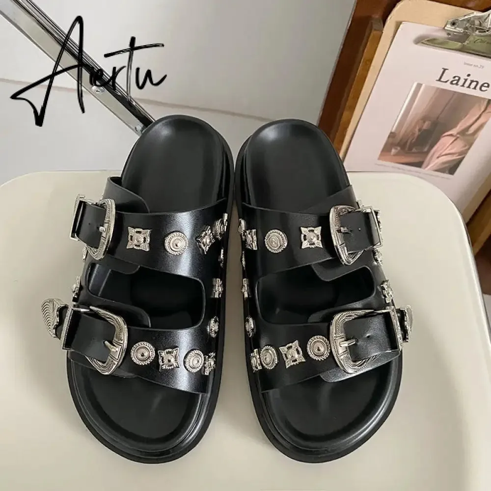 Aiertu  Women Slip-On Punk Mules Slippers Thick Sole Metal Rivet Decoration Cool Street Clogs Round Toe Casual Rome Beach Sandals Slides