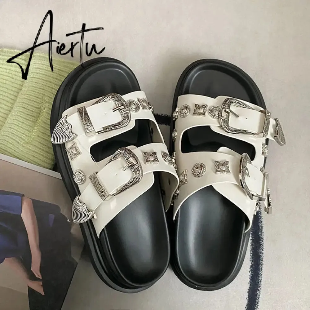 Aiertu  Women Slip-On Punk Mules Slippers Thick Sole Metal Rivet Decoration Cool Street Clogs Round Toe Casual Rome Beach Sandals Slides