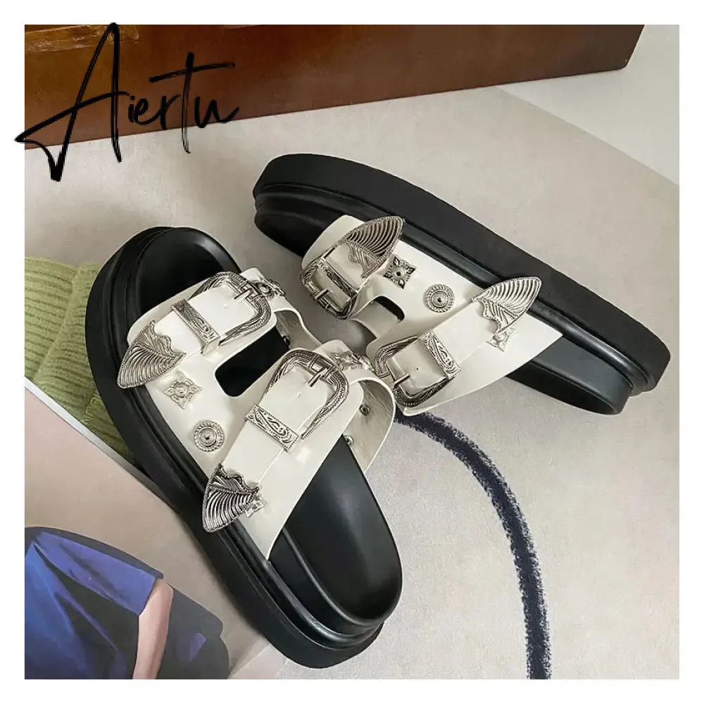 Aiertu  Women Slip-On Punk Mules Slippers Thick Sole Metal Rivet Decoration Cool Street Clogs Round Toe Casual Rome Beach Sandals Slides