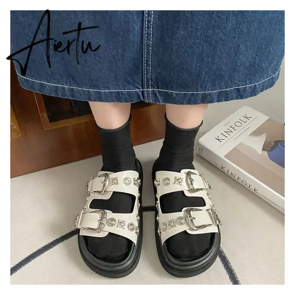 Aiertu  Women Slip-On Punk Mules Slippers Thick Sole Metal Rivet Decoration Cool Street Clogs Round Toe Casual Rome Beach Sandals Slides