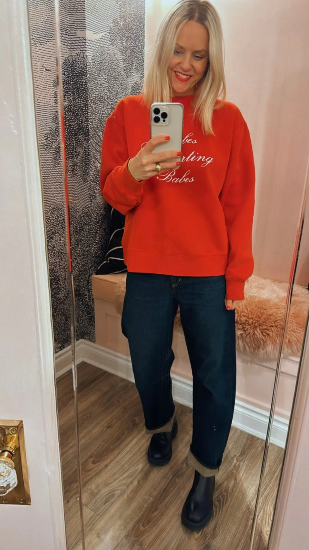 'Babes Supporting Babes' Step Sister Crew