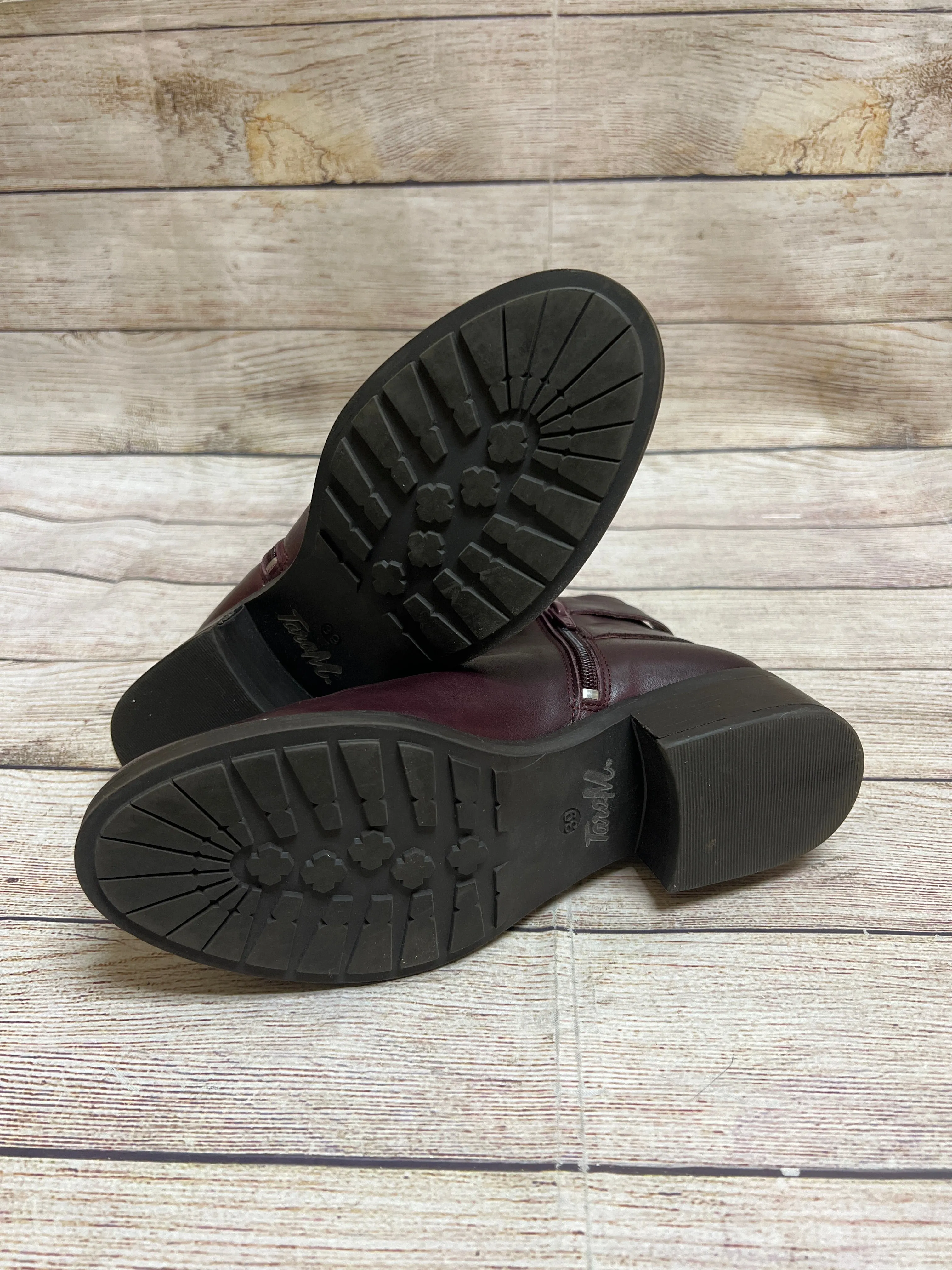 Boots Ankle Heels By Cmb  Size: 8.5