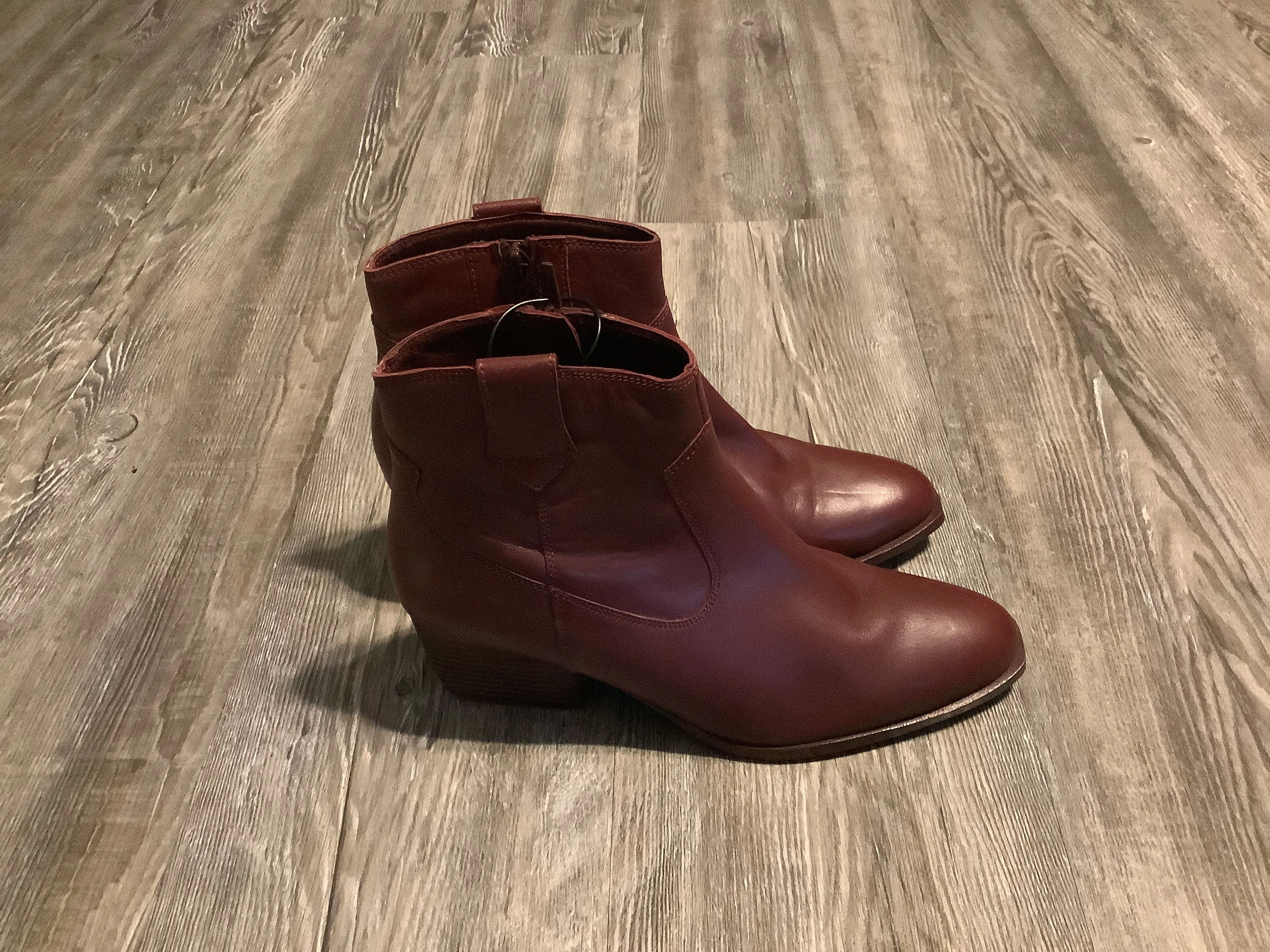 Boots Ankle Heels By Seychelles In Red, Size: 8