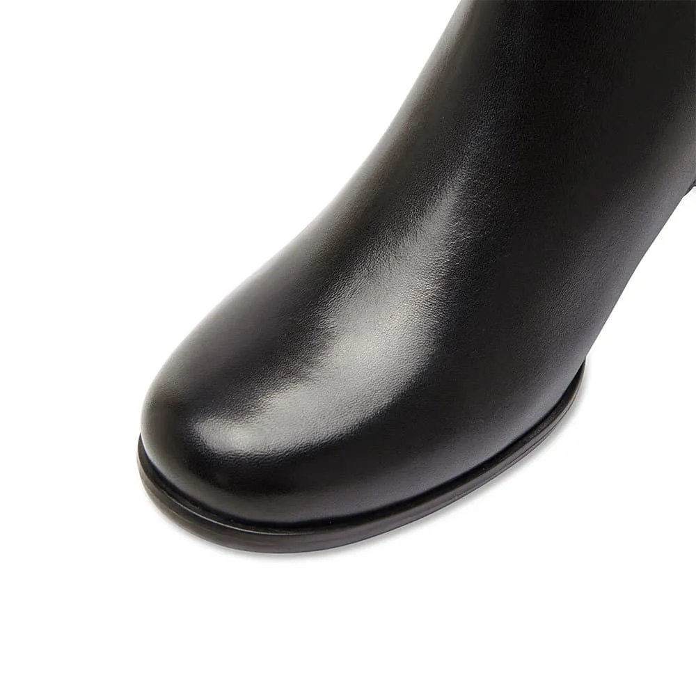 Boston Boot in Black Leather