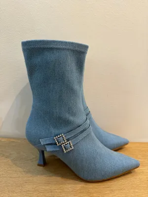 Cuple Stretch Denim Boot