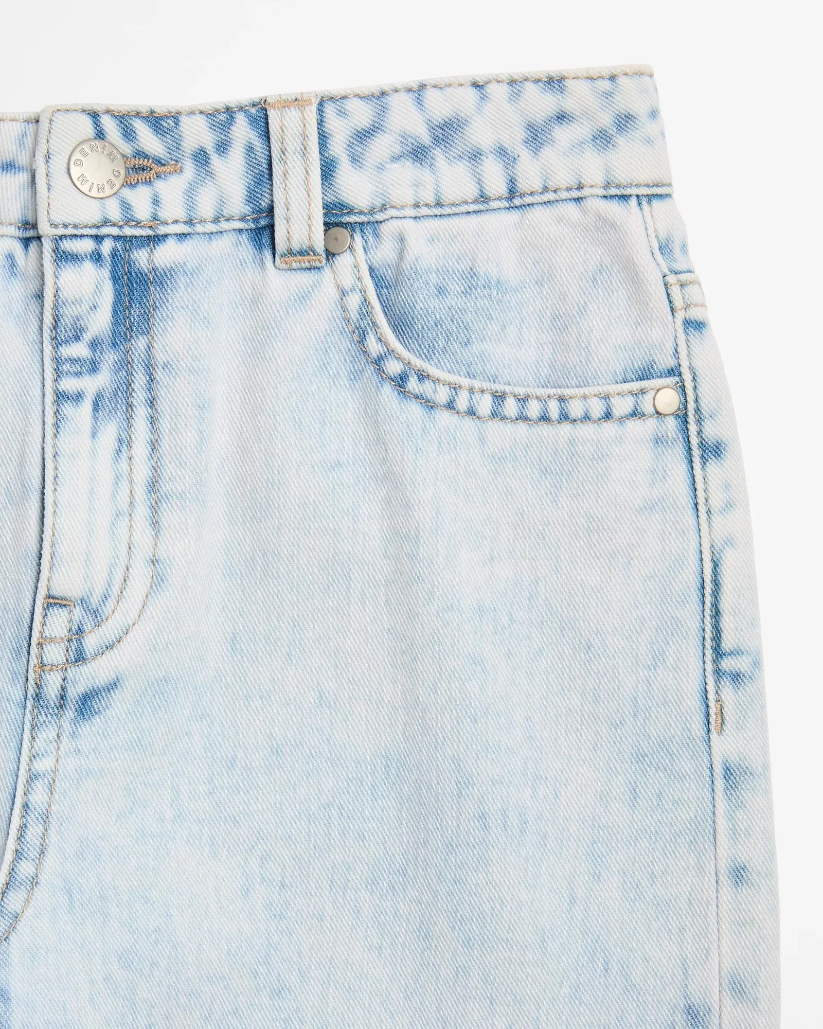 popular  Straight Leg Denim Jeans