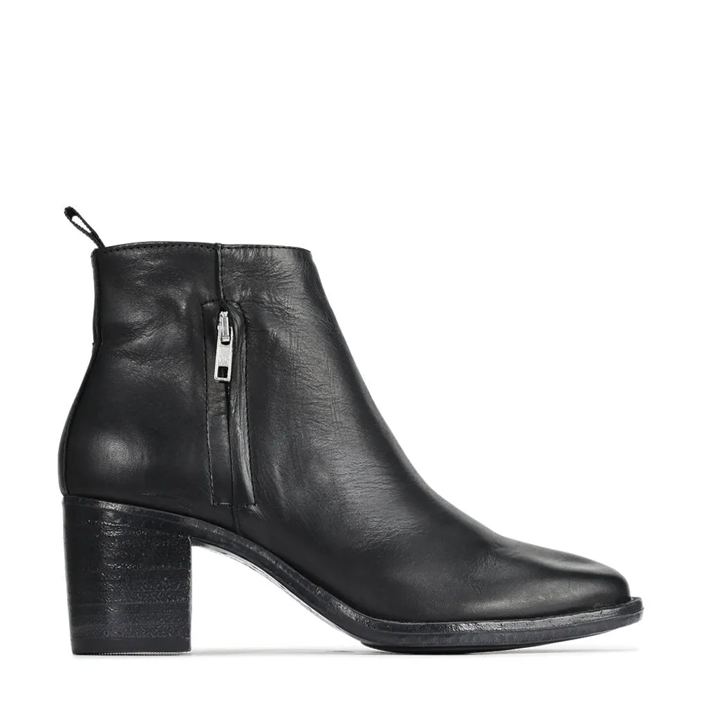 SEROS LEATHER ANKLE BOOT