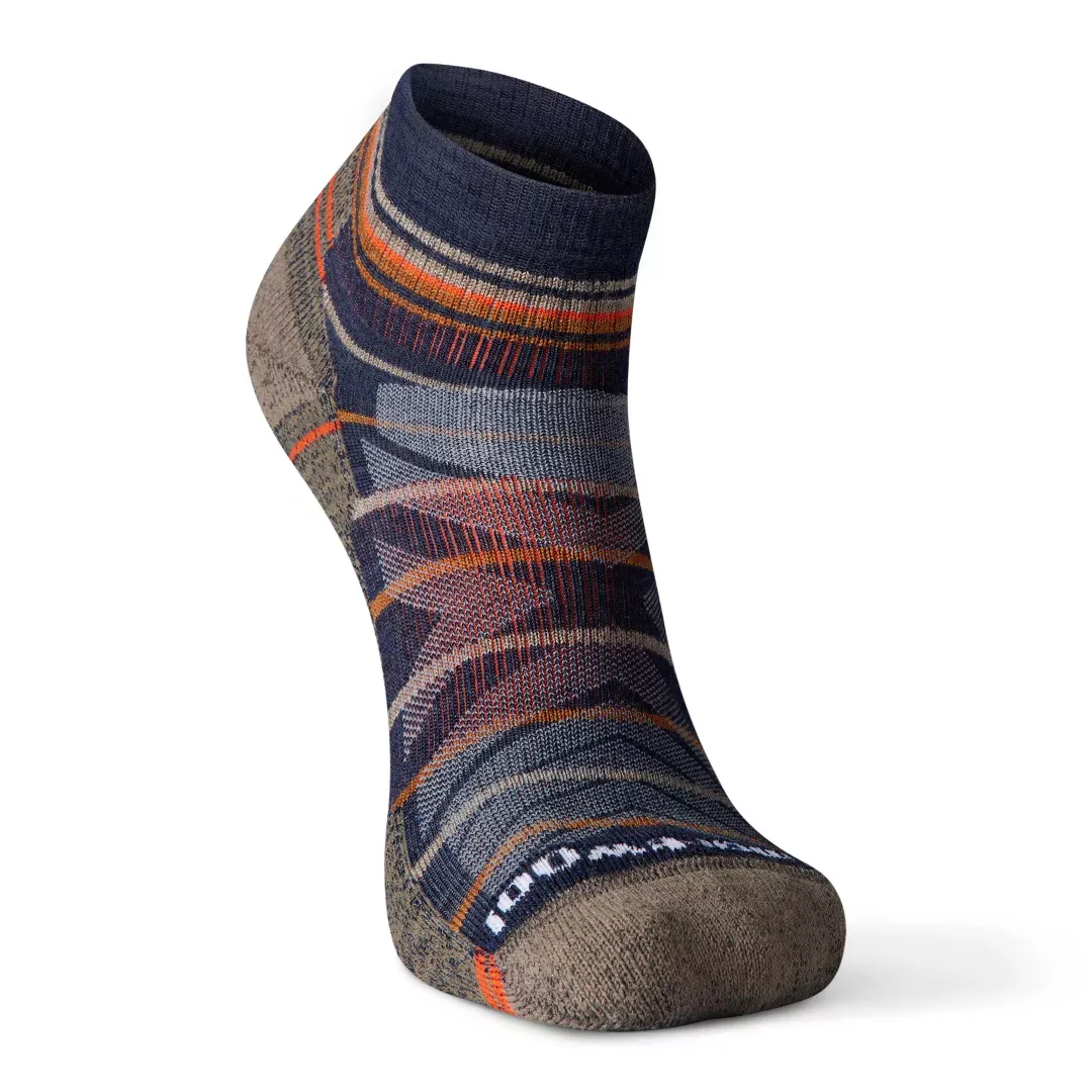 Smartwool Hike Light Cushion Pattern Ankle Socks Deep Navy | Buy Smartwool Hike Light Cushion Pattern Ankle Socks Deep Navy here | Outnorth