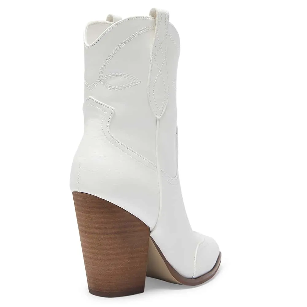Tammy Boot in White Smooth