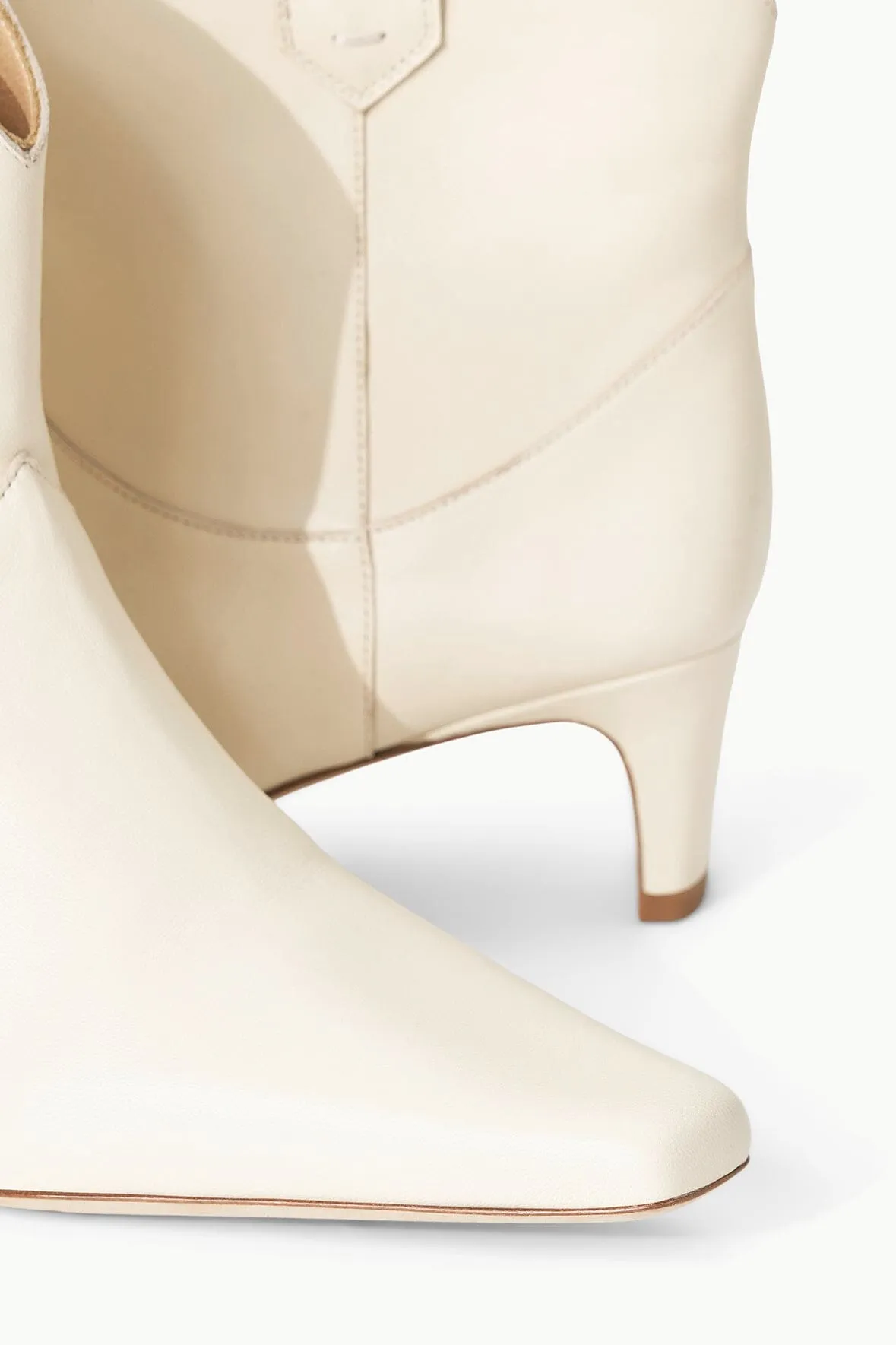 WESTERN WALLY ANKLE BOOT | CREAM